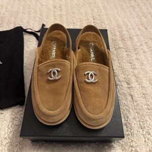 Authentic Chanel Shearling Slingback Loafers Metiers d’Art 2025 Collection